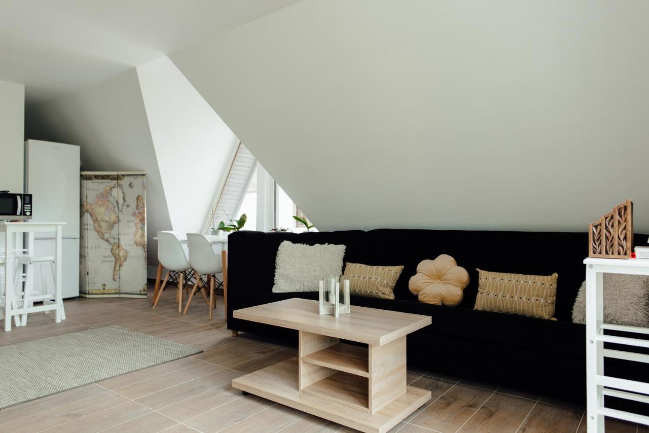 Autentic Adorabil Apartment Albestii Paminteni ภายนอก รูปภาพ