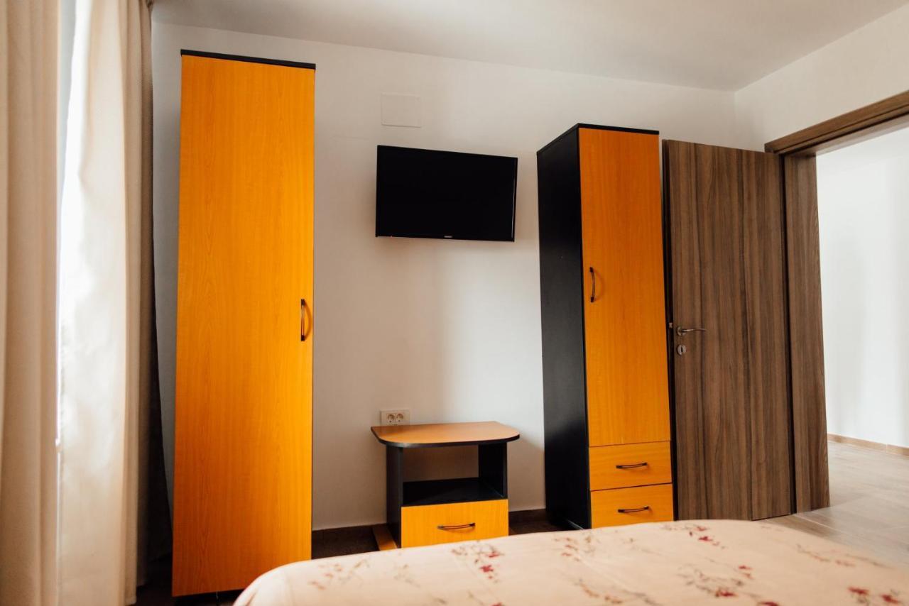 Autentic Adorabil Apartment Albestii Paminteni ภายนอก รูปภาพ