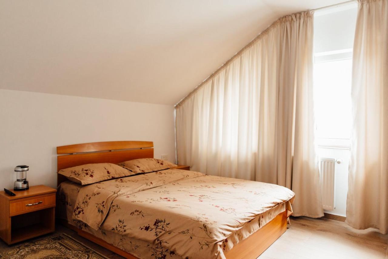 Autentic Adorabil Apartment Albestii Paminteni ภายนอก รูปภาพ