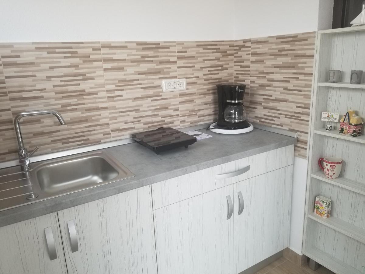 Autentic Adorabil Apartment Albestii Paminteni ภายนอก รูปภาพ