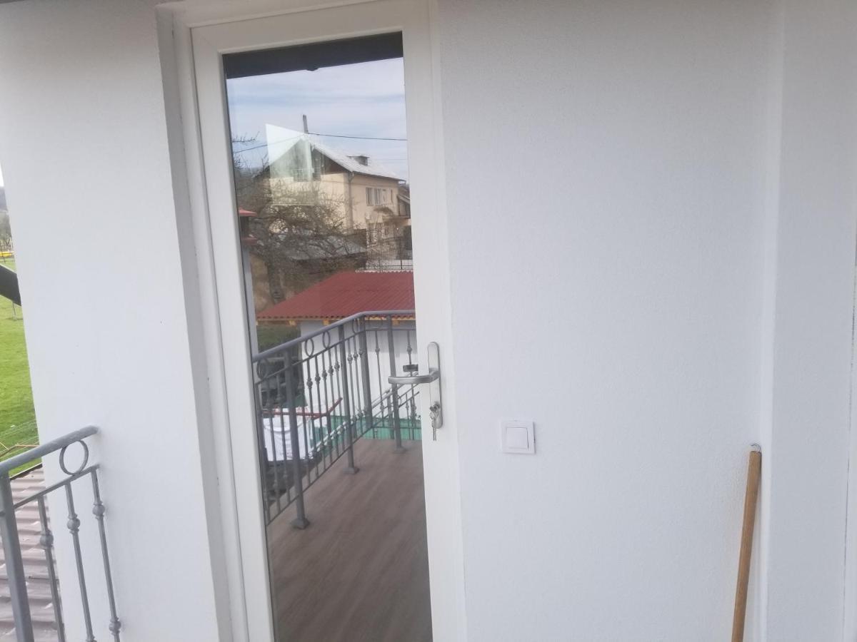 Autentic Adorabil Apartment Albestii Paminteni ภายนอก รูปภาพ