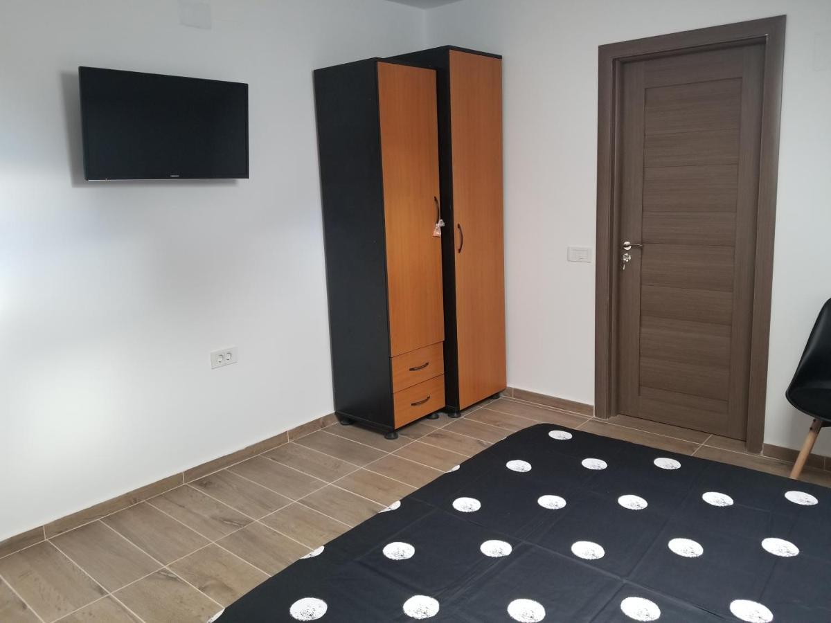 Autentic Adorabil Apartment Albestii Paminteni ภายนอก รูปภาพ
