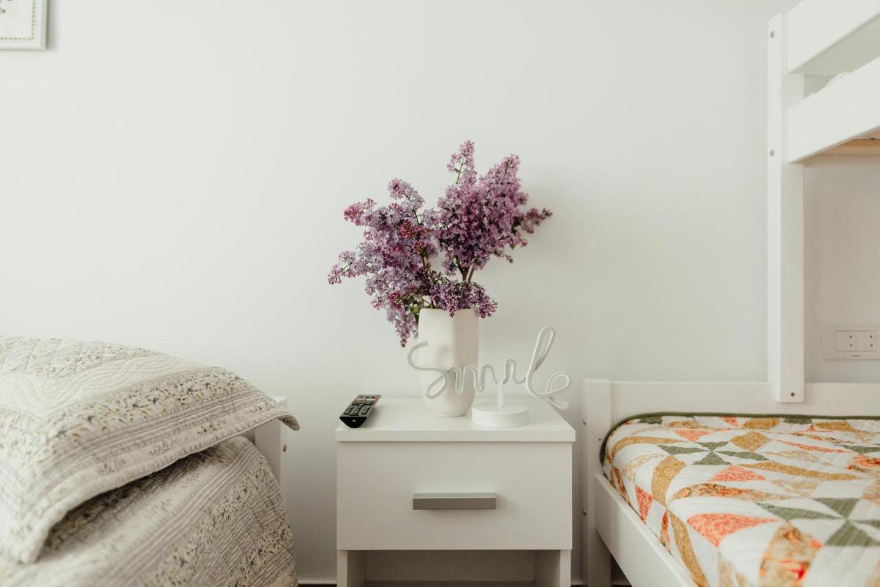 Autentic Adorabil Apartment Albestii Paminteni ภายนอก รูปภาพ